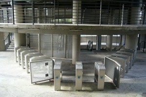 Új biztonsági rendszer október végére hat magyar futballstadionban