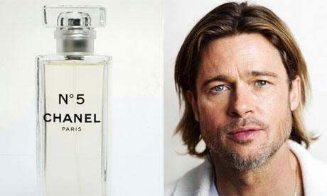 Brad Pitt is a Chanel csapatában