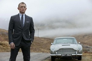 Október 26-án Pénteken jön az új Bond-film, az Égszakadás – előzetes