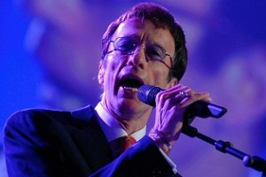 Stayin’ Alive – Búcsú a diszkókorszak csillagától